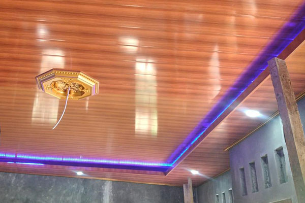 plafon-pvc